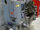 a machine that is sitting in a garage