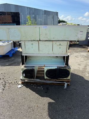 Lot comprenant 8 coffres tunnels isolés en polystyrène pour …