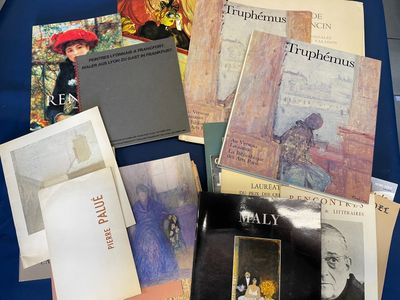 Ensemble de documentations dont catalogues du salon Sud-Est,…