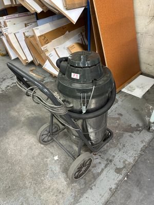 aspirateur sans marque apparente - Photo 1