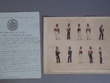 une vieille photo représentant un groupe d'hommes en uniforme et une lettre