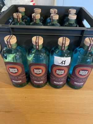 12 bouteilles de Disco (Eau de vie) Cépages : Muscat Petit G… - Photo 1