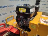 an image of a small machine that is on a table