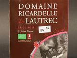 une boîte de chocolats sur laquelle est représentée une coccinelle