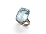 une bague en aigue-marine et diamants, signée Van Cleef