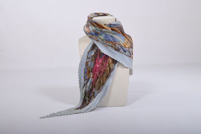 an image of a scarf on a mannequin head