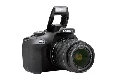 appareil photo Canon EOS 2000D + objectif EF-S 18-55mm F3.5-…