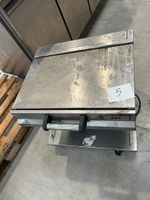 Salamandre AFI, dimensions : 60x57x52 cm, non testé, en l'ét… (photo 3)