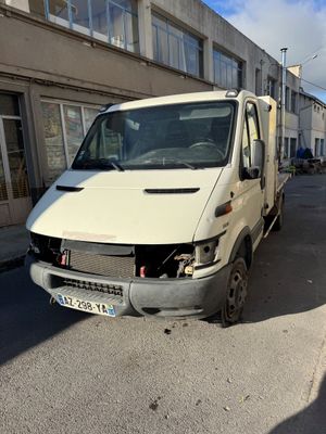 - CTTE IVECO 35J15B33A de 2003 - Non roulant, nomb…