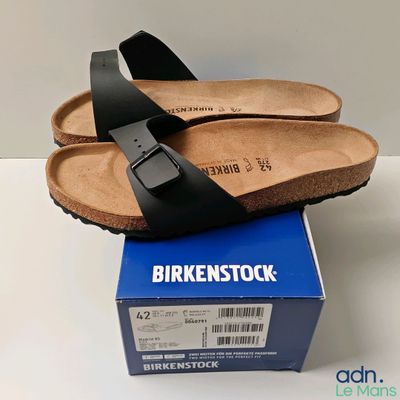 Sandales Birkenstock pour femme en cuir noir, neuves et dans leur boîte d'origine