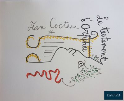 Quelqu'un est en train de dessiner sur un tableau blanc avec un marqueur.