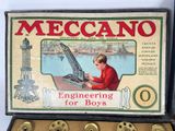 a box of mechanical engineering for boys with a picture of a boy