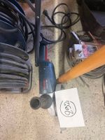 1 meuleuse BOSCH GWS 22-230P