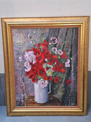 un tableau représentant des fleurs rouges et blanches dans un vase blanc