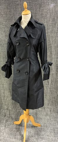 ATSURO TAYAMA   Veste Parka noir, coutures apparentes, lanières e...