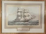 tableau représentant un grand voilier en pleine mer, sur lequel est apposée une plaque