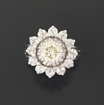 Bague en or gris 18K 750 millièmes et platine 850 millièmes …