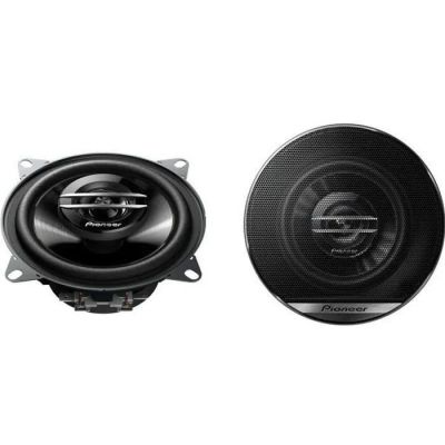 a pair of speakers on a white background