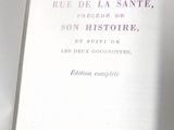 un livre ouvert sur lequel figure une femme