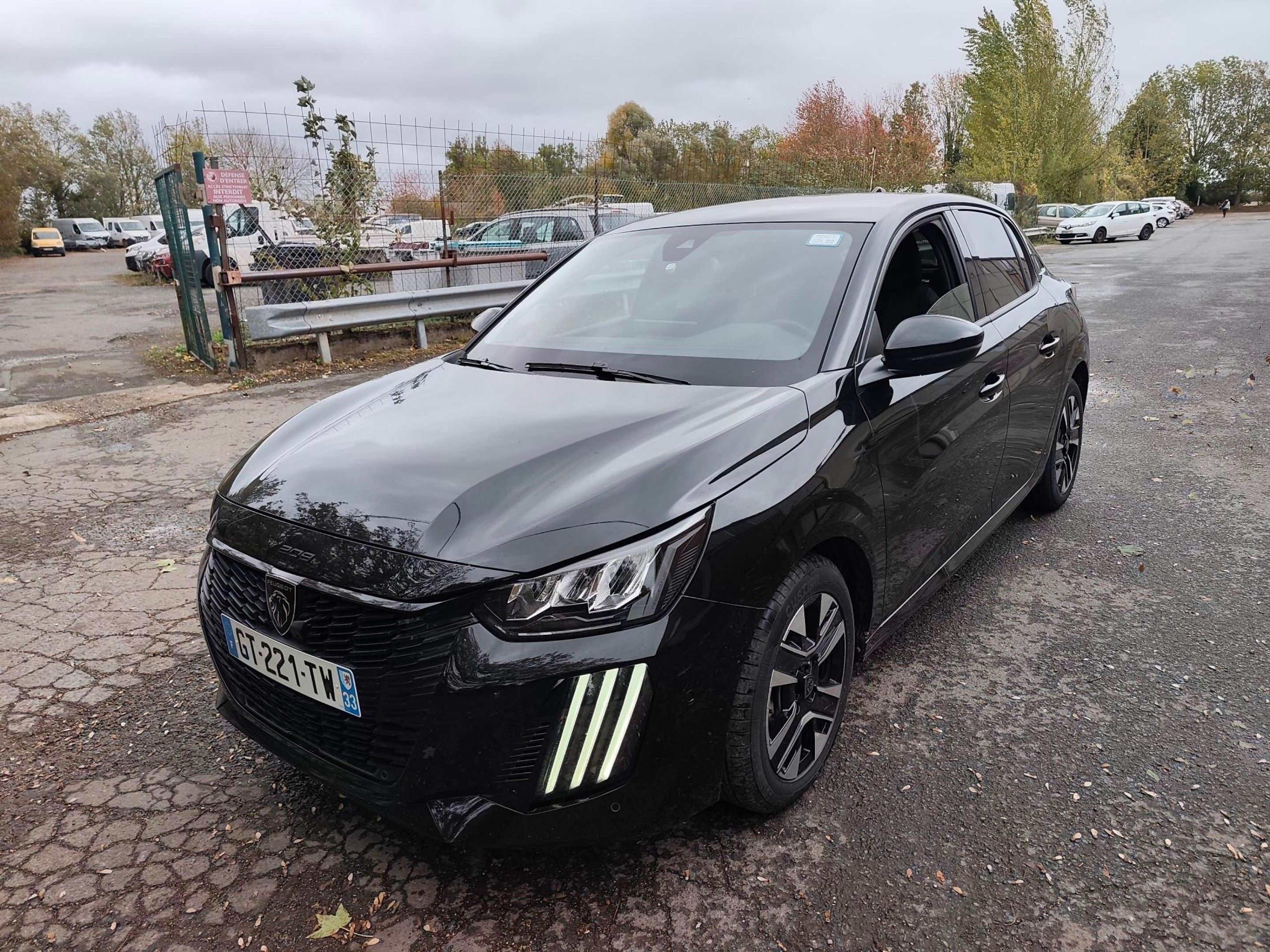 PEUGEOT 208 PURETCH 100 CH ALLURE - Genre : VP - Carrosserie…