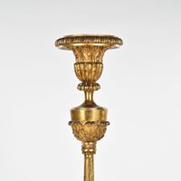 Torchère porte-cierge en bois sculpté et doré, vasque en for… (photo 2)