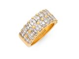 une bague sertie d'un diamant et de dix-huit pierres