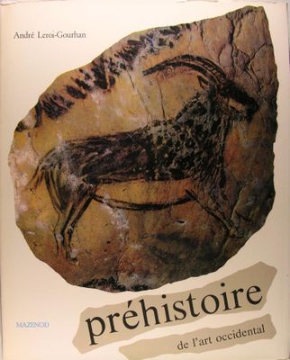 une image représentant un livre sur lequel figure l'illustration d'un cheval