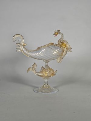 Coupe en forme de gondole en verre de Murano soufflé animée d'un poiss - Photo 1