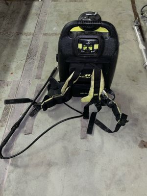 an image of a backpack with a harness attached to it