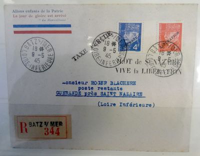 une photo d'une carte postale sur laquelle figurent des timbres
