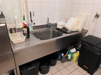 ÉVIER à dosseret en inox, à un égoutoir, deux bacs et un rob…
