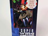 On voit ici la boîte du jeu « Super Wing Commander ».
