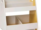 étagère à livres en bois blanc pour jouets, avec deux bacs sur le dessus