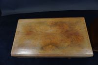 Lot comprenant : une table à volets en acajou et placage d'a… (photo 2)