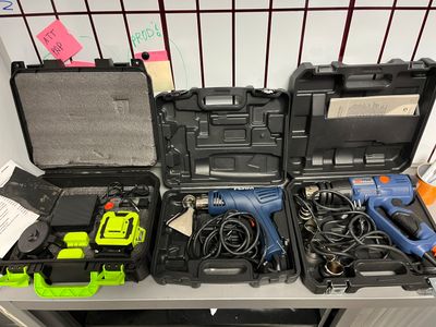 many tools that are sitting on a table together