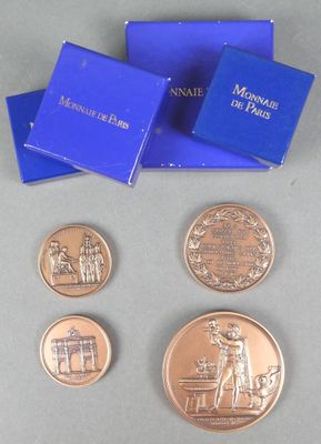MONNAIE DE PARIS. Ensemble de 4 Médailles en bronze.