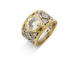 une bague en diamant et en or, signée Van Cleef
