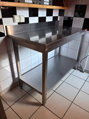 Table inox à dosseret avec tablette inférieure Gastro M, L : 120....