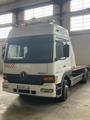 Mercedes Atego 1223 Plateau CEV avec Treuil Radiocommandé