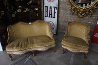 Ensemble de salon en deux pièces de style Louis XV - vers 19…