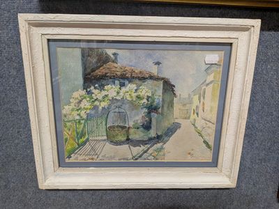 tableau représentant une maison au toit de chaume et des fleurs dans un vase