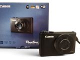 Appareil photo numérique Canon Powersport, avec son emballage d'origine et son chargeur