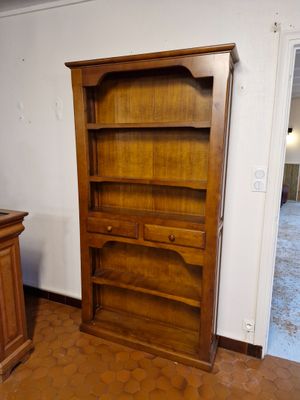 Vaisselier en bois à cinq niveaux et deux tiroirs