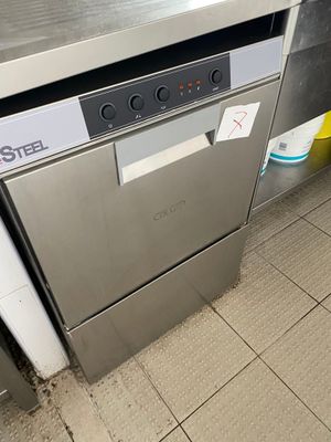 VENTE SUR DESIGNATION - LOT 7 - Un lave-vaisselle STEEL - SE…