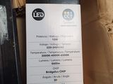 a box with a sticker on it that says fara carril