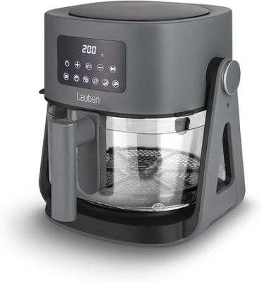 gros plan d'une cafetière sur fond blanc