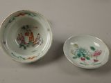 pair of chinese porcelain bowls and saucer