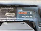 a drill that is sitting on top of a box
