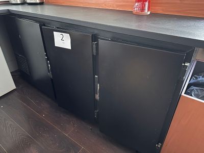 arrière-bar réfrigéré 3 portes, moteur logé CENTAURO modèl… - Photo 1