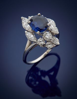 a blue sapphire and diamond ring